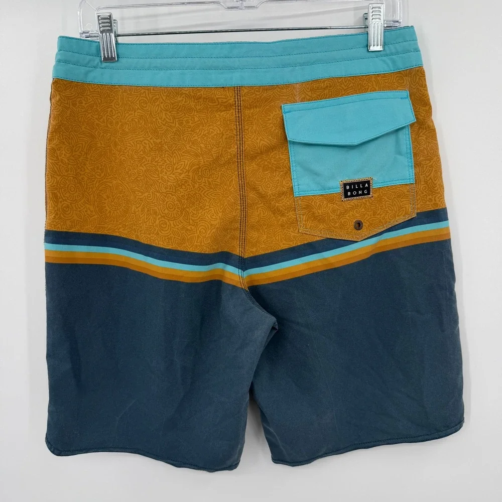Billabong Lo Tides Fifty50 Board Shorts Mens 30 Blue Yellow Paisley Swim Trunks